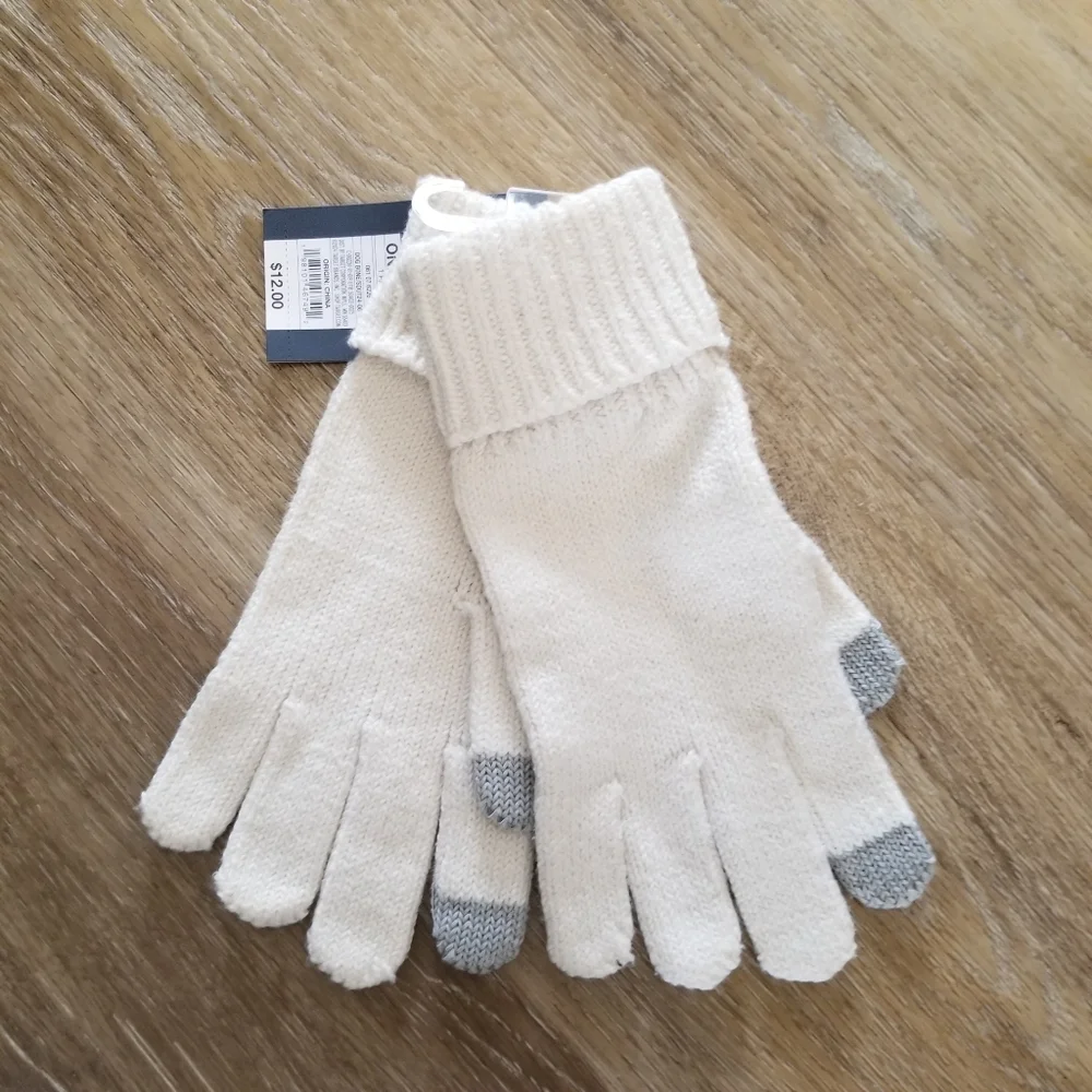 NWT Universal Thread White Knit Mittens